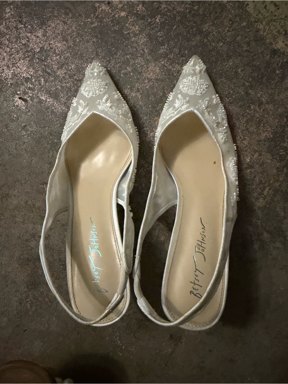 Betsey Johnson White Embroidered Pointed Slingback Heels
